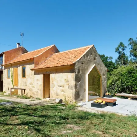 Renovated Farm House With Relaxing Sun Deck Σπίτι διακοπών *